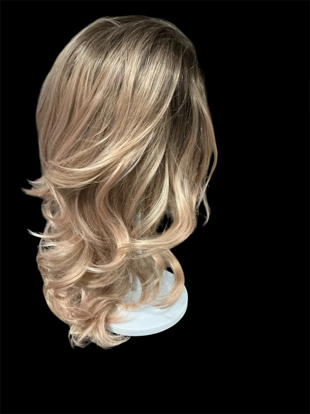 NWT Bowie Bellini Blonde Wig - CSC